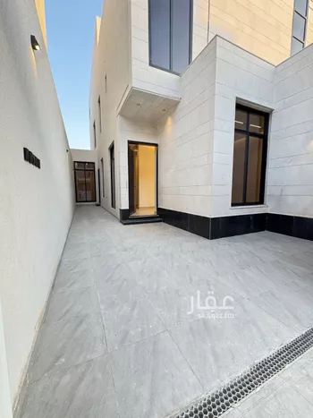دور للبيع في شارع الحكم بن نافع, حي الرمال, مدينة الرياض, منطقة الرياض صورة 3