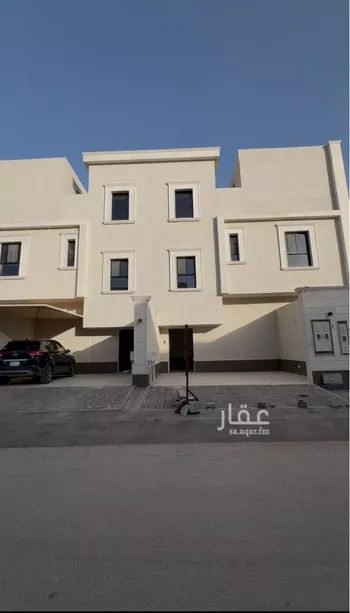 دور للبيع في شارع جبل المحاصير, حي القادسية, مدينة الرياض, منطقة الرياض