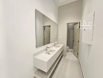 دور للبيع في شارع المباركة, حي المعيزيلة, مدينة الرياض, منطقة الرياض صورة 2