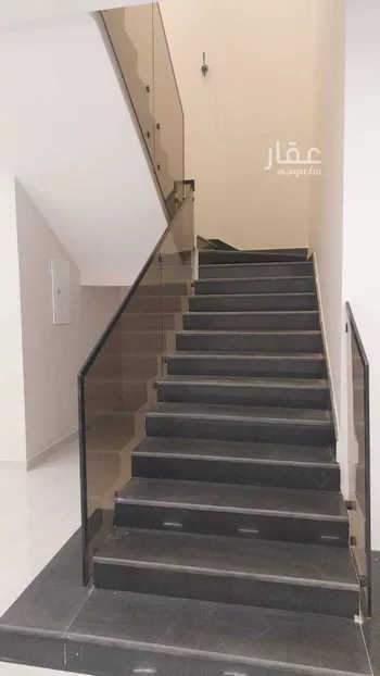 فيلا للبيع في شارع العوالي, حي العوالي, مدينة الرياض, منطقة الرياض صورة 4