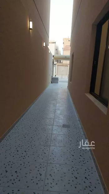 فيلا للبيع في شارع العوالي, حي العوالي, مدينة الرياض, منطقة الرياض صورة 5