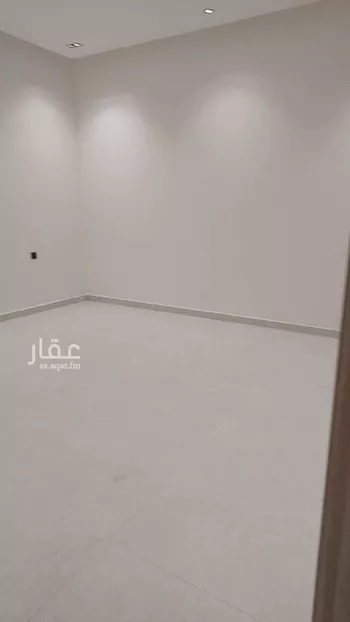 دور للبيع في شارع سما عكاظ, حي عكاظ, مدينة الرياض, منطقة الرياض صورة 4