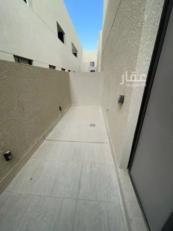 فيلا للإيجار في شارع ابن الطيلسان القرطبي, حي العارض, مدينة الرياض, منطقة الرياض