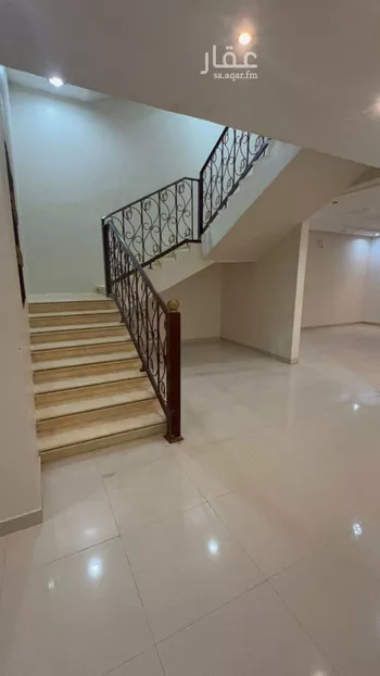 فيلا للإيجار في شارع الفاخرة, حي عكاظ, مدينة الرياض, منطقة الرياض