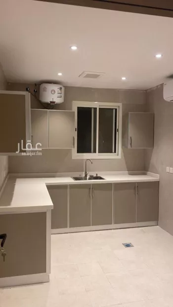 شقة للإيجار في شارع الامير مقرن بن عبدالعزيز, حي مغرزات, مدينة الرياض, منطقة الرياض
