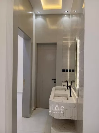 فيلا للبيع في شارع حاتم بن مفرج, حي الجنادرية, مدينة الرياض, منطقة الرياض صورة 3
