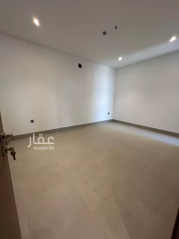 شقة للبيع في شارع الامير متعب, حي المنتزة, مدينة الدمام, المنطقة الشرقية صورة 3