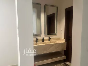 فيلا للبيع في شارع شعران, حي إشبيلية, مدينة الرياض, منطقة الرياض صورة 3