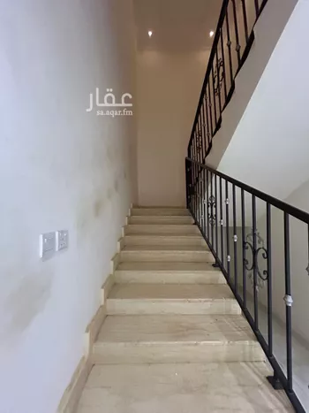 فيلا للإيجار في شارع القحيف العقيلي, حي العزيزية, مدينة الرياض, منطقة الرياض صورة 4