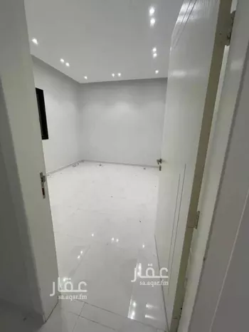 شقة للإيجار في شارع الشهارين, حي اليرموك, مدينة الرياض, منطقة الرياض صورة 2