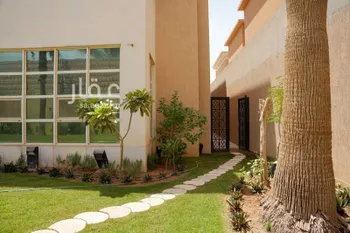 فيلا للإيجار في شارع وادي أزيمة, حي أم الحمام الشرقي, مدينة الرياض, منطقة الرياض صورة 5