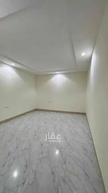 غرفة للإيجار في شارع عبدالملك بن عمر بن عبدالعزيز, حي الرمال, مدينة الرياض, منطقة الرياض