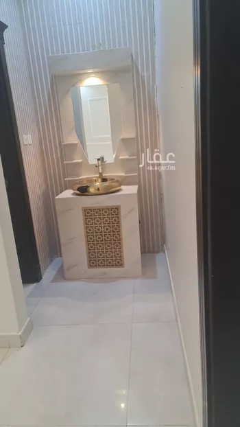 فيلا للبيع في شارع صهيب أبي موسى, حي المهدية, مدينة الرياض, منطقة الرياض صورة 5