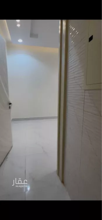 فيلا للإيجار في شارع الرداع, حي عكاظ, مدينة الرياض, منطقة الرياض صورة 4