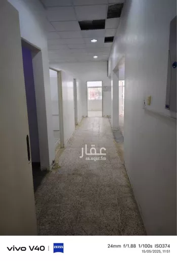 مكتب تجاري للإيجار في شارع الصحابة, حي إشبيلية, مدينة الرياض, منطقة الرياض صورة 4