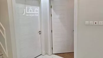 فيلا للإيجار في شارع صالح كمال الدين ، حي عكاظ ، الرياض ، منطقة الرياض صورة 4