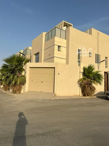 فيلا للإيجار في شارع بعلبك, حي عكاظ, مدينة الرياض, منطقة الرياض