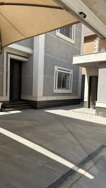 فيلا للبيع في شارع قلعة المرقب, حي العقيق, مدينة الرياض, منطقة الرياض صورة 4