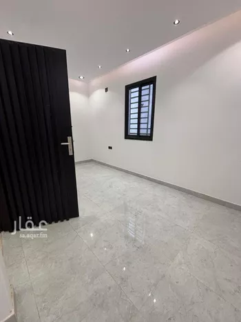 دور للبيع في شارع لايوجد, حي السعادة, مدينة الرياض, منطقة الرياض صورة 3
