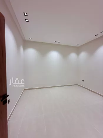 دور للبيع في شارع أبان بن صالح, حي عكاظ, مدينة الرياض, منطقة الرياض صورة 4