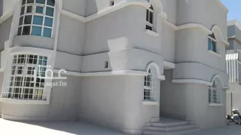 فيلا للإيجار في شارع الامير جلوي ابن عبدالعزيز ابن مساعد, حي العقربية, مدينة الخبر, المنطقة الشرقية صورة 2