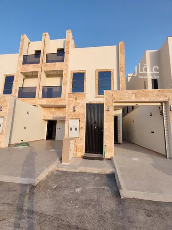 دور للبيع في شارع ابن شبه, حي الجنادرية, مدينة الرياض, منطقة الرياض
