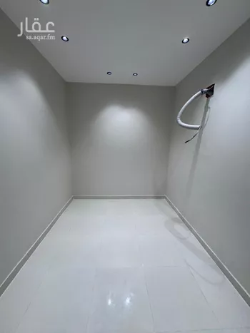شقة للبيع في شارع ابي القاسم, حي الإسكان, مدينة صامطه, منطقة جازان صورة 4