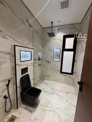 شقة للبيع في شارع ابي الحسن الاغر, حي السويس 1, مدينة جازان, منطقة جازان صورة 4