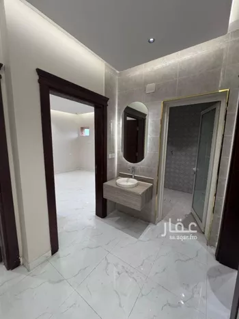 شقة للبيع في شارع شارع الامير بندر بن عبد العزيز, حي المحمدية 2, مدينة جازان, منطقة جازان صورة 4