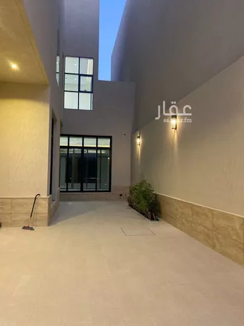 فيلا للبيع في شارع قطب الدين بن السلطان, حي المهدية, مدينة الرياض, منطقة الرياض صورة 5