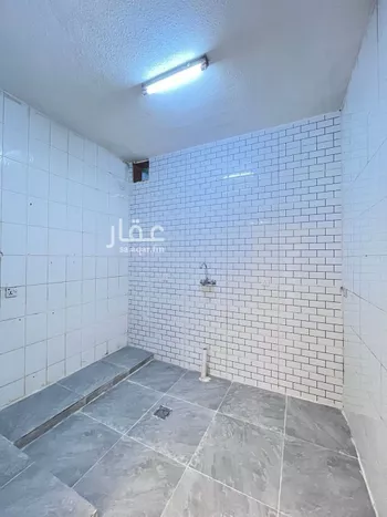 شقة للإيجار في شارع سدير, حي شبرا, مدينة الرياض, منطقة الرياض صورة 3