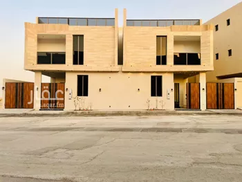 فيلا للبيع في شارع أبي محمد الأكفاني, حي المهدية, مدينة الرياض, منطقة الرياض