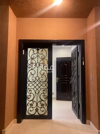 فيلا للإيجار في شارع سلمة بن أبي سلمة, حي الربوة, مدينة الرياض, منطقة الرياض صورة 5