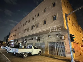 مكتب تجاري للإيجار في شارع الامير فهد بن ابراهيم ال سعود, حي الملز, مدينة الرياض, منطقة الرياض صورة 2