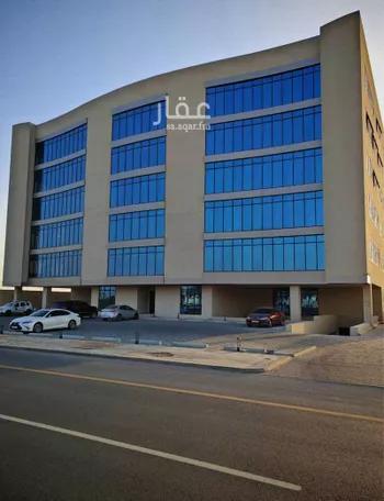 عمارة للإيجار في شارع الدائري الشرقي الفرعي, حي الفيصلية, مدينة الرياض, منطقة الرياض