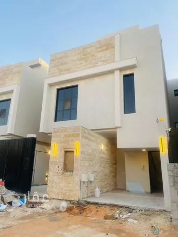 دور للبيع في شارع رقم 367, حي المونسية, مدينة الرياض, منطقة الرياض صورة 3
