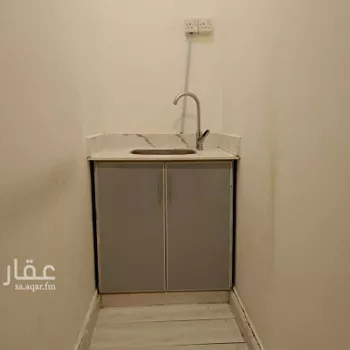 شقة للإيجار في شارع بحر العرب, حي إشبيلية, مدينة الرياض, منطقة الرياض صورة 2