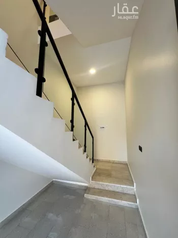 دور للبيع في شارع رقم 367, حي المونسية, مدينة الرياض, منطقة الرياض صورة 3