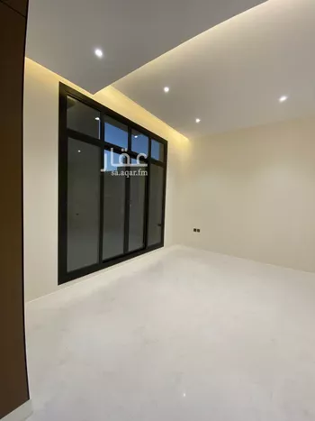 فيلا للبيع في شارع قطب الدين بن السلطان, حي المهدية, مدينة الرياض, منطقة الرياض صورة 3