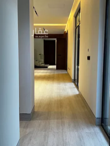 فيلا للبيع في شارع السيل, حي المهدية, مدينة الرياض, منطقة الرياض صورة 3
