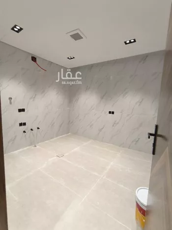 فيلا للبيع في شارع زيد بن أسلم, حي عكاظ, مدينة الرياض, منطقة الرياض صورة 3