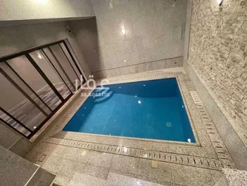 فيلا للبيع في شارع الحسين الربعي, حي اللؤلؤ, مدينة جدة, منطقة مكة المكرمة صورة 4