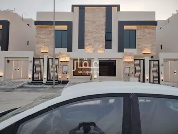 فيلا للبيع في شارع حامد القاري, حي عكاظ, مدينة الرياض, منطقة الرياض صورة 2