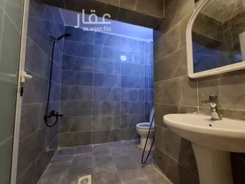 شقة للإيجار في شارع ابن ميمون, حي الروضة, مدينة الرياض, منطقة الرياض صورة 3