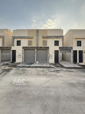 فيلا للبيع في شارع صدر الدين الشافعي, حي عكاظ, مدينة الرياض, منطقة الرياض صورة 3