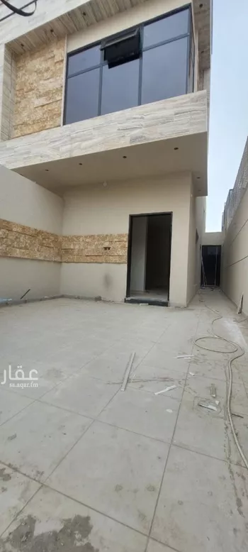 عمارة للبيع في شارع احمد بن جعفر القفطي, حي العوالي, مدينة الرياض, منطقة الرياض صورة 3