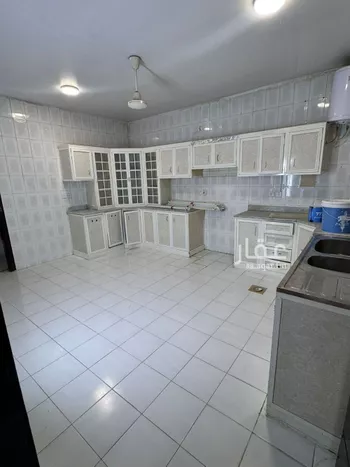 دور للإيجار في شارع إبراهيم الزمزمي, حي النهضة, مدينة الرياض, منطقة الرياض صورة 3