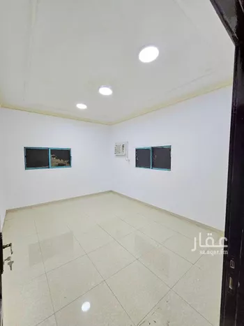 شقة للإيجار في شارع ميناء الاحمدي, حي إشبيلية, مدينة الرياض, منطقة الرياض صورة 3