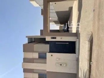 فيلا للإيجار في شارع عز الدين بن فهد ، حي عكاظ ، الرياض ، منطقة الرياض