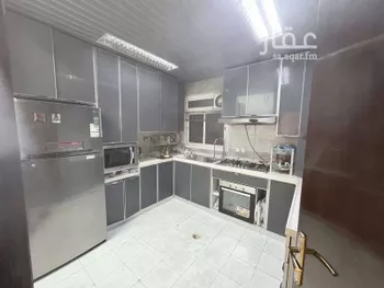 شقة للبيع في شارع بريدة, حي ظهرة لبن, مدينة الرياض, منطقة الرياض